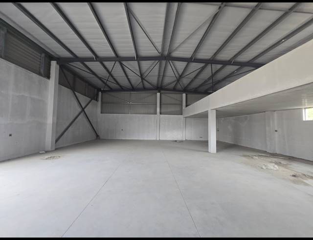 212M² INDUSTRIAL YARD TO LET IN BALLITO CENTRAL